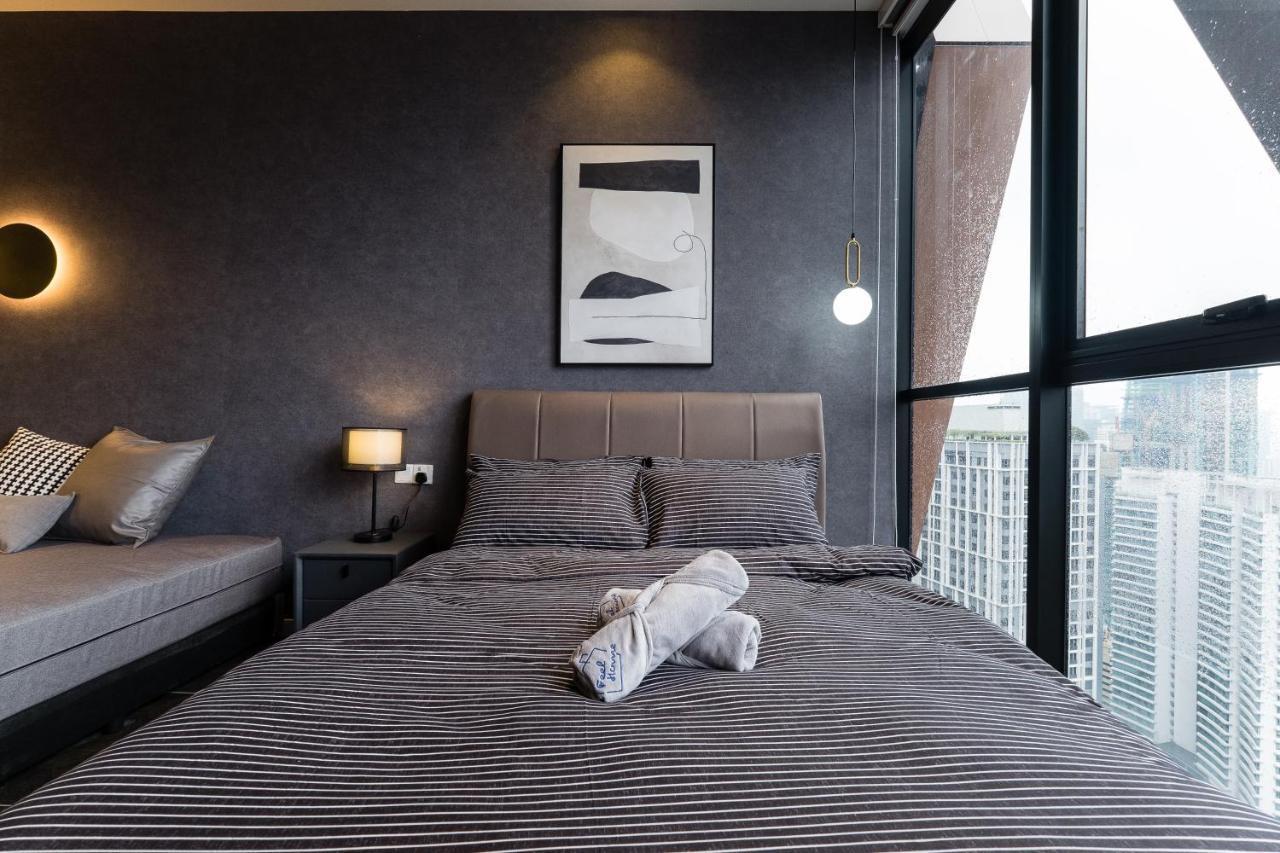 Scarletz Klcc Studio Suites 4 Pax Luxury Modern Style Wifi 100Mbps Kuala Lumpur Exterior foto